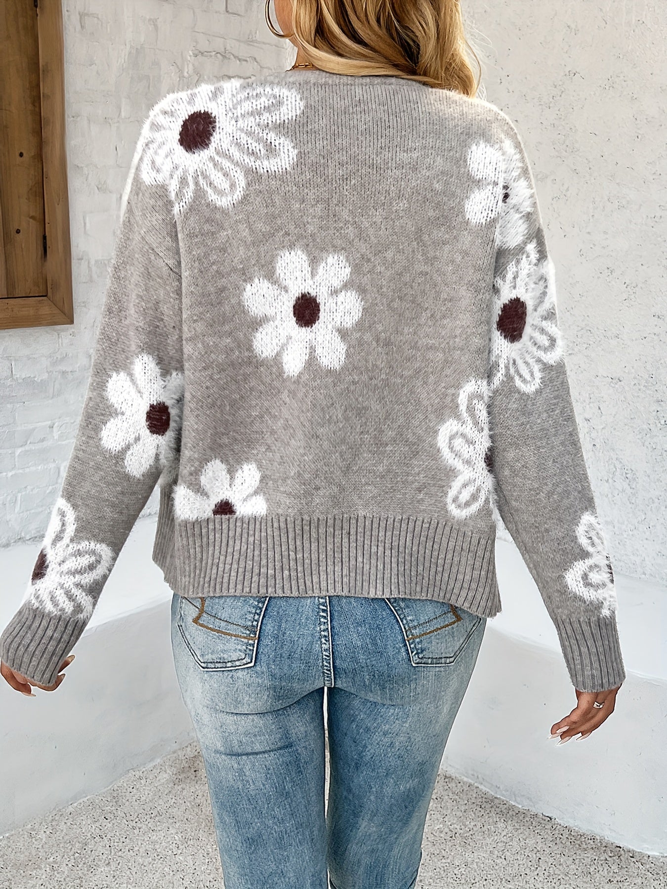 Strickjacke mit Blumenmuster