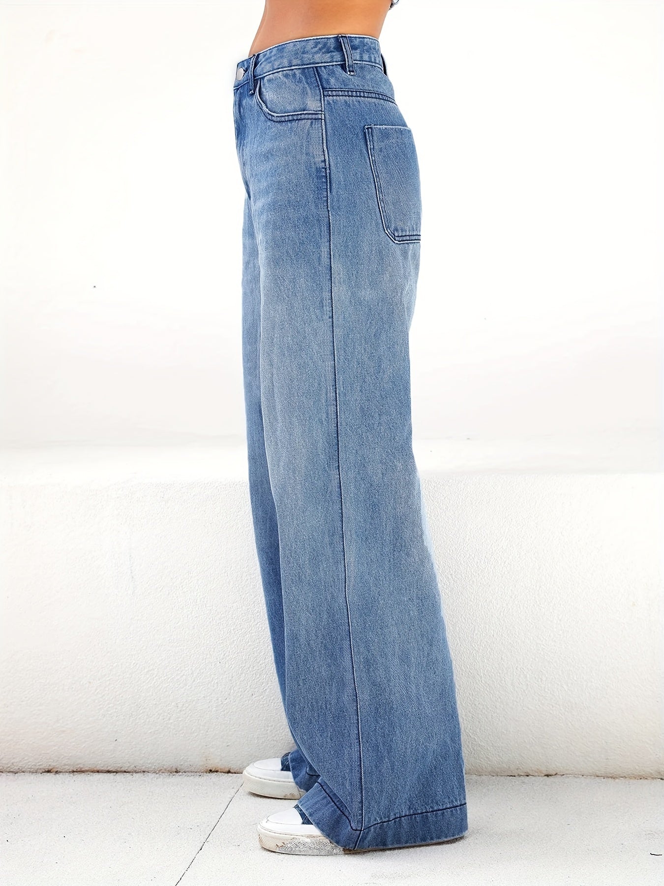 Bequeme Jeans mit weitem Bein