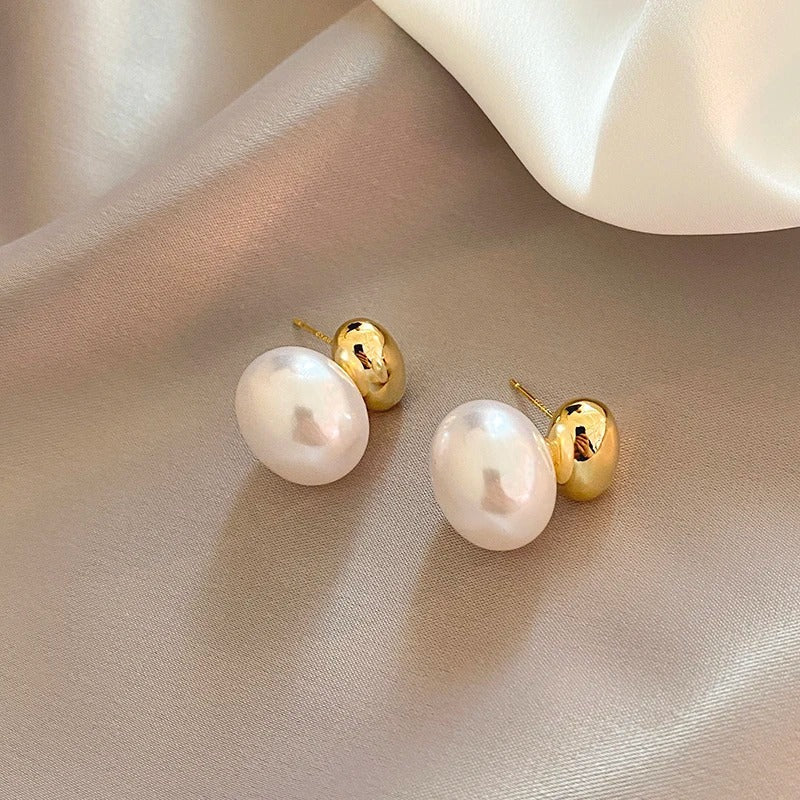 Aria | vintage pearl earrings